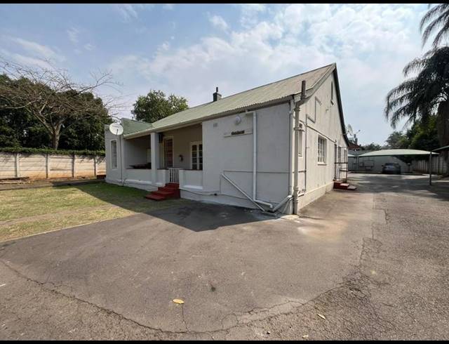 2 BEDROOM APARTMENT FOR SALE IN PIETERMARITZBURG CENTRAL